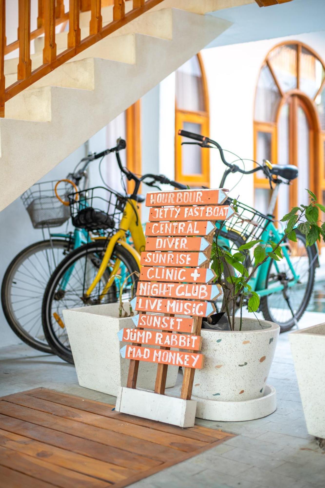 Yulaman Hotel Gili Trawangan Exterior photo